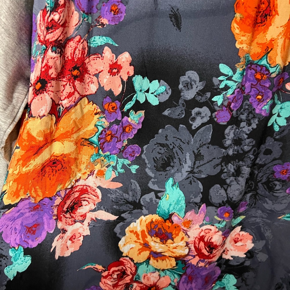 LARA Floral 3/4 Sleeve Top - Orange, Purple, Pink, Gray - Picture 2 of 5